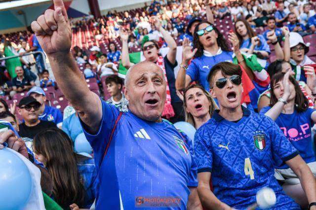 意大利女足面对中国,争取女足世界杯四强位置的简单介绍 意大利女足面对中国,争取女足世界杯四强位置的简单介绍