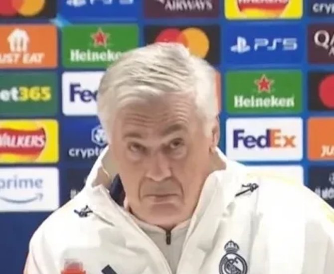 阿森纳主场失利,主帅面临压力 阿森纳主场失利,主帅面临压力