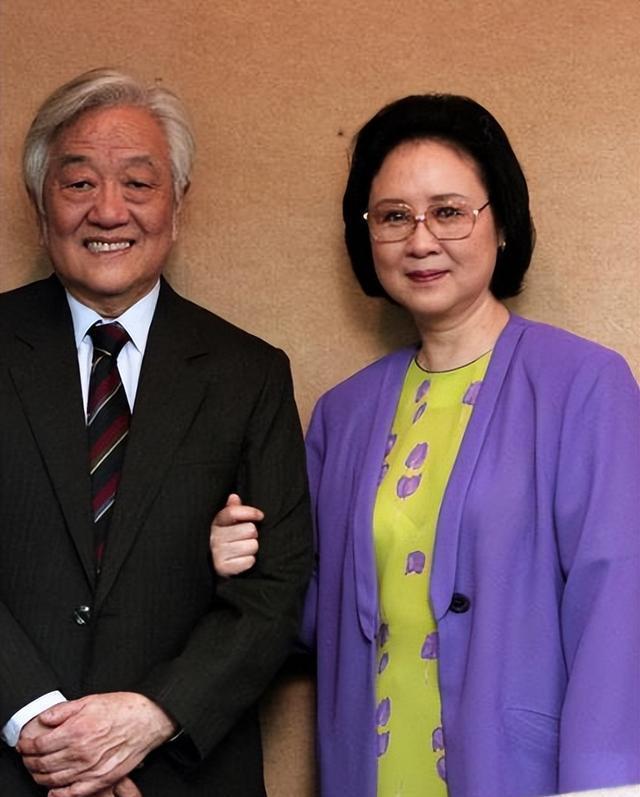 包含琼瑶球队备战关键战役,士气高涨的词条 包含琼瑶球队备战关键战役,士气高涨的词条