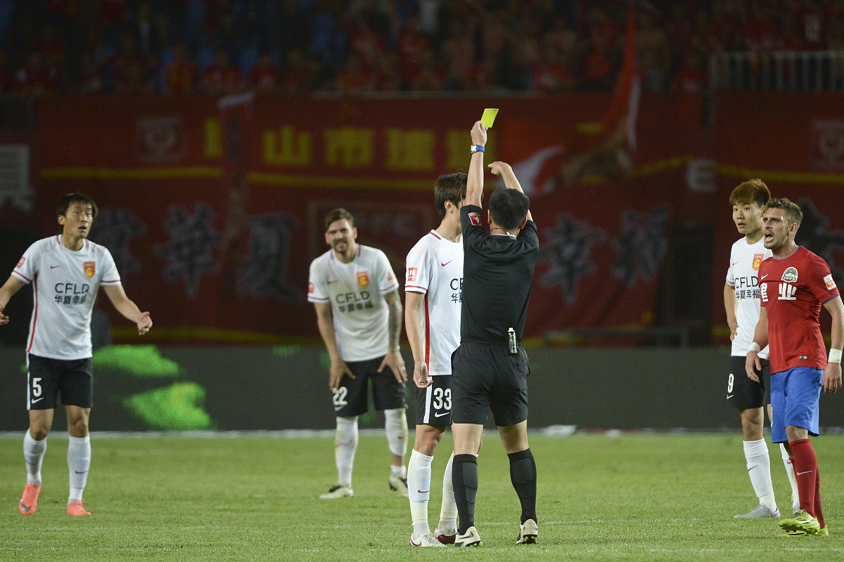 帕尔马主场告负,升班马困境难解 帕尔马主场告负,升班马困境难解